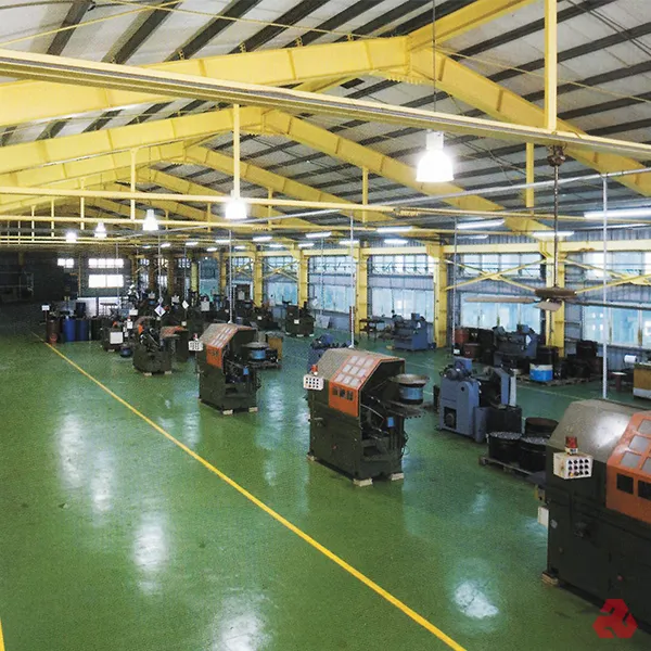 工業廠房內部機械設備